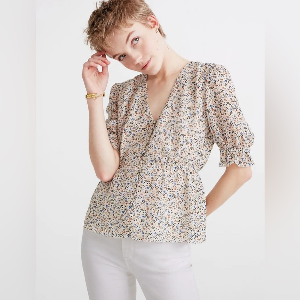 Madewell Silk V-Neck Peplum Top in Fieldwalk Ditsy Floral Spring Top Medium